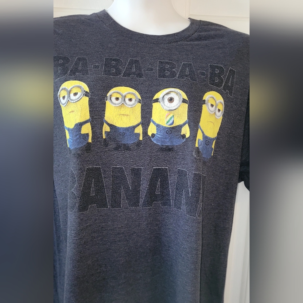 Despicable Me tee shirt soft gray vintage aged graphics XL